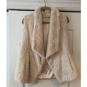 Calvin Klein- Faux Fur Vest
